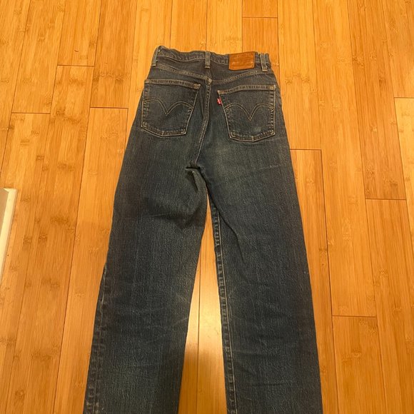 Levi's Ribcage Straight Jeans - Picture 7 of 8